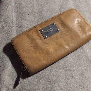 Authentic Michael Kors Tan Leather Wallet